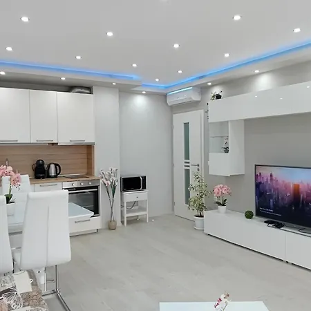 Apartment морски диамант